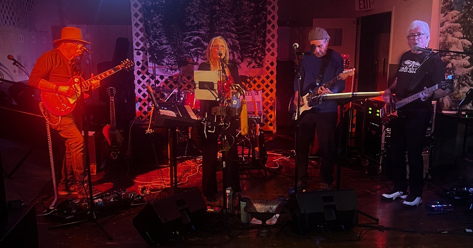 Elks New Year's 2025 performance